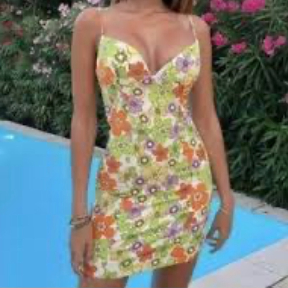 Zara NEW Floral printed Mini Dress XS - Picture 3 of 10